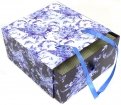 Коробка подарочная. Голубые цветы 18х18х9,5 см (77311)